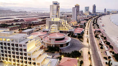 Peaceful Unification Bulletin No. 217 "Meaning and Prospects of the Opening of the Wonsan Kalma Coastal Tourist Zone, a New Experiment in North Korea's Tourism Industry, the Strategic Significance of the Wonsan Kalma Coastal Tourist Zone" Peaceful Unification Bulletin No. 217 "Meaning and Prospects of the Opening of the Wonsan Kalma Coastal Tourist Zone, a New Experiment in North Korea's Tourism Industry, the Strategic Significance of the Wonsan Kalma Coastal Tourist Zone"